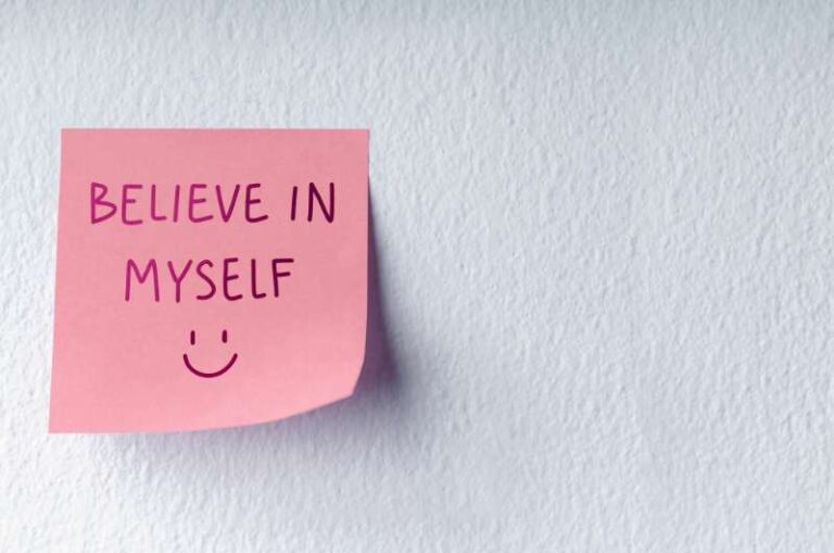 Tiny Aesthetic Quotes to Cheer You Up